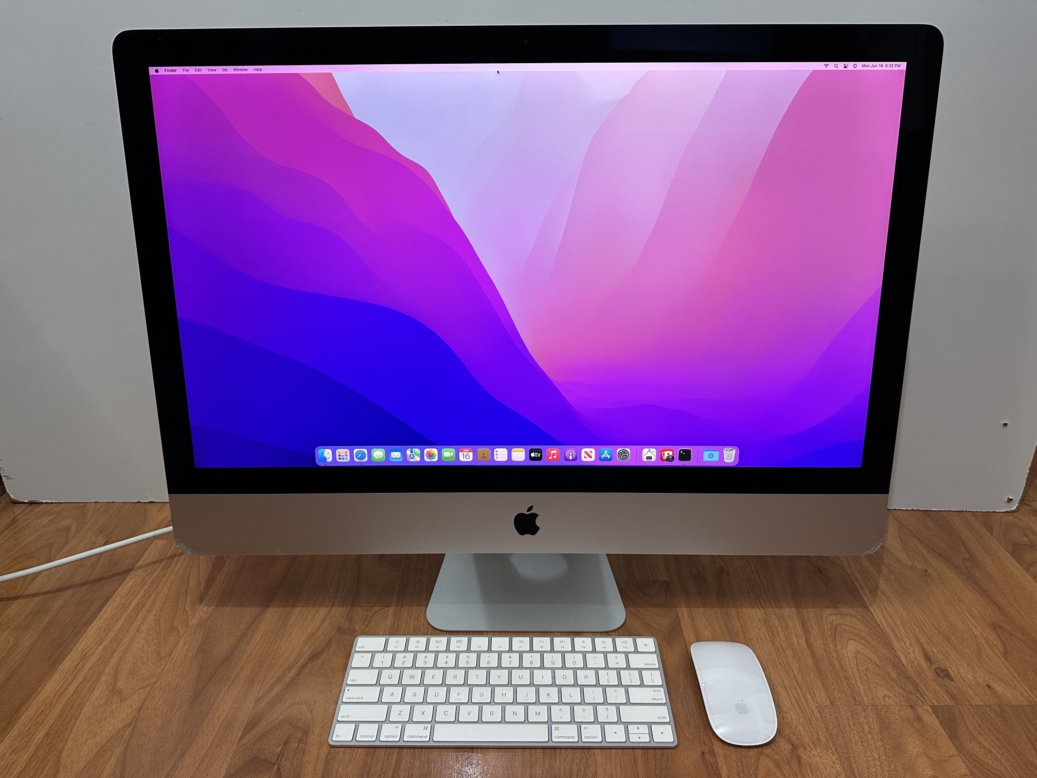 Apple iMac Retina 5K 27" Desktop MK472LL/A 2015 4.0GHz i7 16GB 512SSD