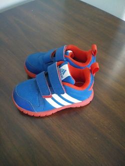 Adidas toddler 7c