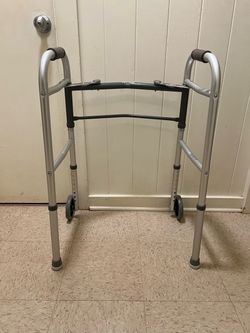 Moving sale