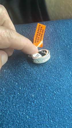 New silver 925 lab diamond ring $500 retail I got it for $75 today