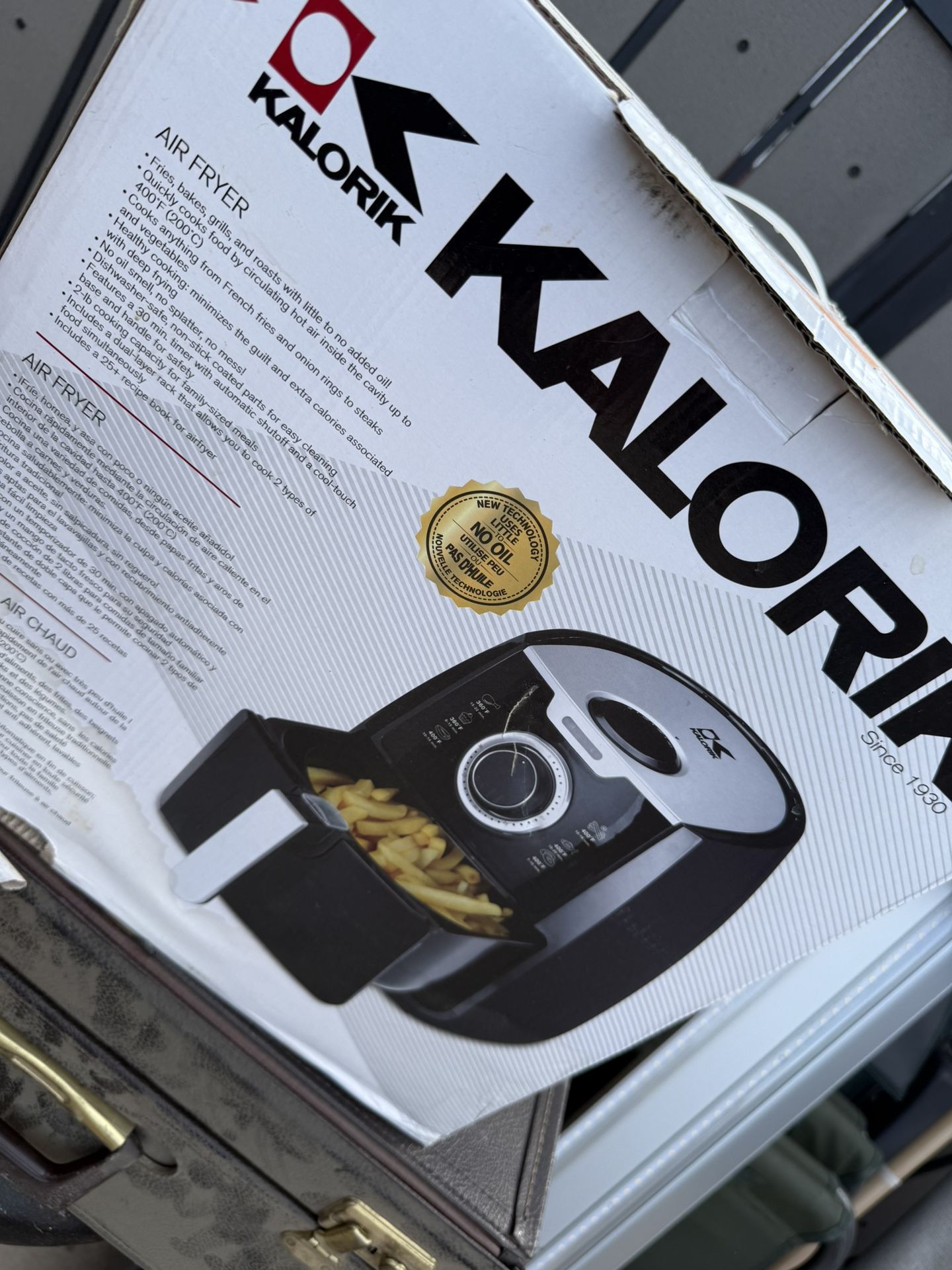 Air Fryer Only (Clean/Only Used Once)