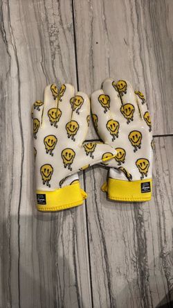 Baseball batting gloves