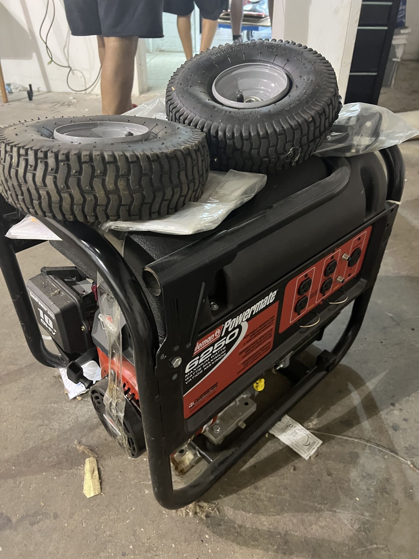 Coleman Power mate 6250 GenPower 305 10hp OHV Generator