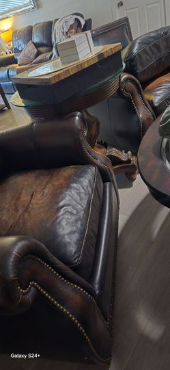 Brown leather sofa set