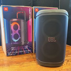 2x New JBL PartyBox 520 - powered by AC or battey