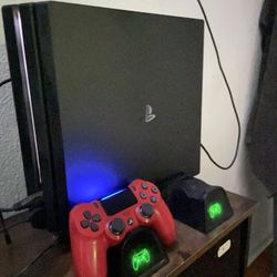 PS4 Slim Pro w/ Games 