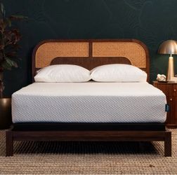 12" Hybrid Mattres s Medium Plush king size
