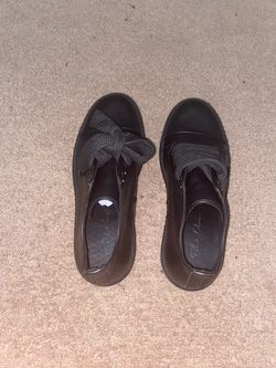 Rick Owen’s low top jumbo lace