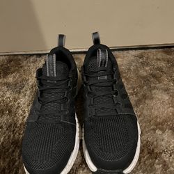 WOMENS REEBOK STEEL TOE SHOES