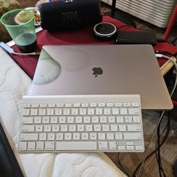 2019 MACBOOK PRO MAXED OUT I9