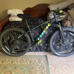 Trek Mountain Bike