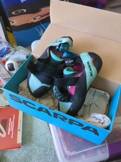 *Unused* Scarpa Climbing Shoes