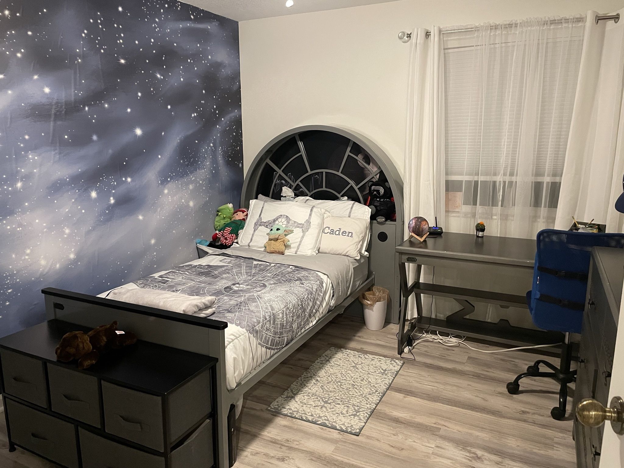 Star Wars Bedroom Set Twin With Dresser And Desk