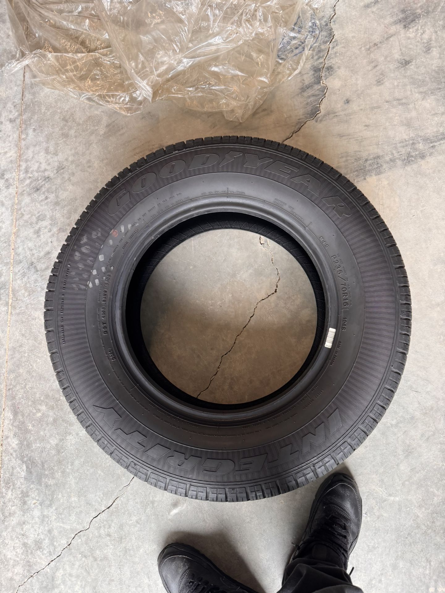 1 Good Year Tire 235/70R16
