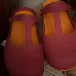 Croks Size10 