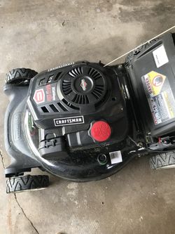 Black Craftsman Lawnmower. Model 247.372370 for Sale in Batavia