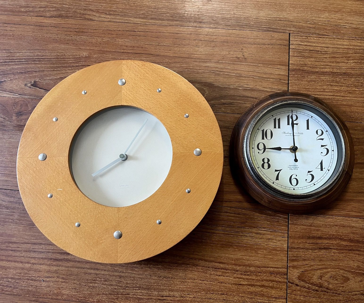 9 Inches Wall Clock 2$ and 15 Inches Wall Clock .Both 5$