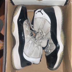 Jordan 11 Concords Size 7 Girls 