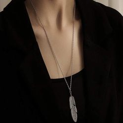 Brand New Metal Feather Charm NecklaceFor $5