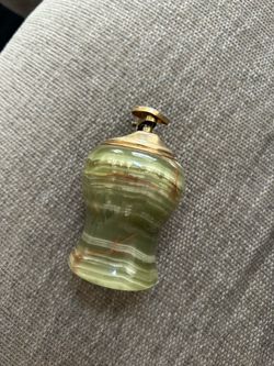 Kingsway antique marble lighter