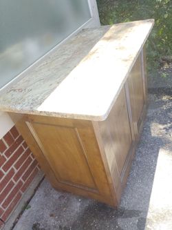 Bar table