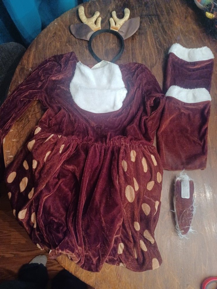 "Reindeer" Kids Costume In Like New Condition Size: Large (12/14)