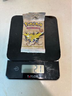 Fossil unopened heavy Pokémon card pack