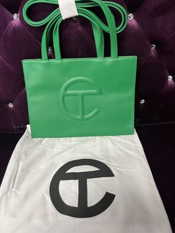 Green Screen TELFAR 💚🍀