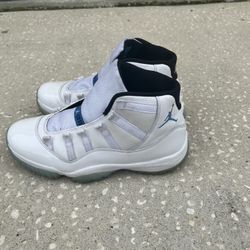 Jordan Columbia 11’s