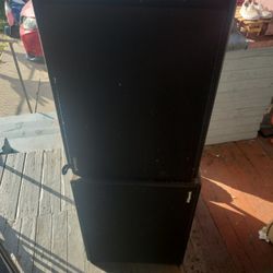 2 Klipsch KP 115 SW Sub Woofer works great