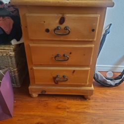 Small Dresser 