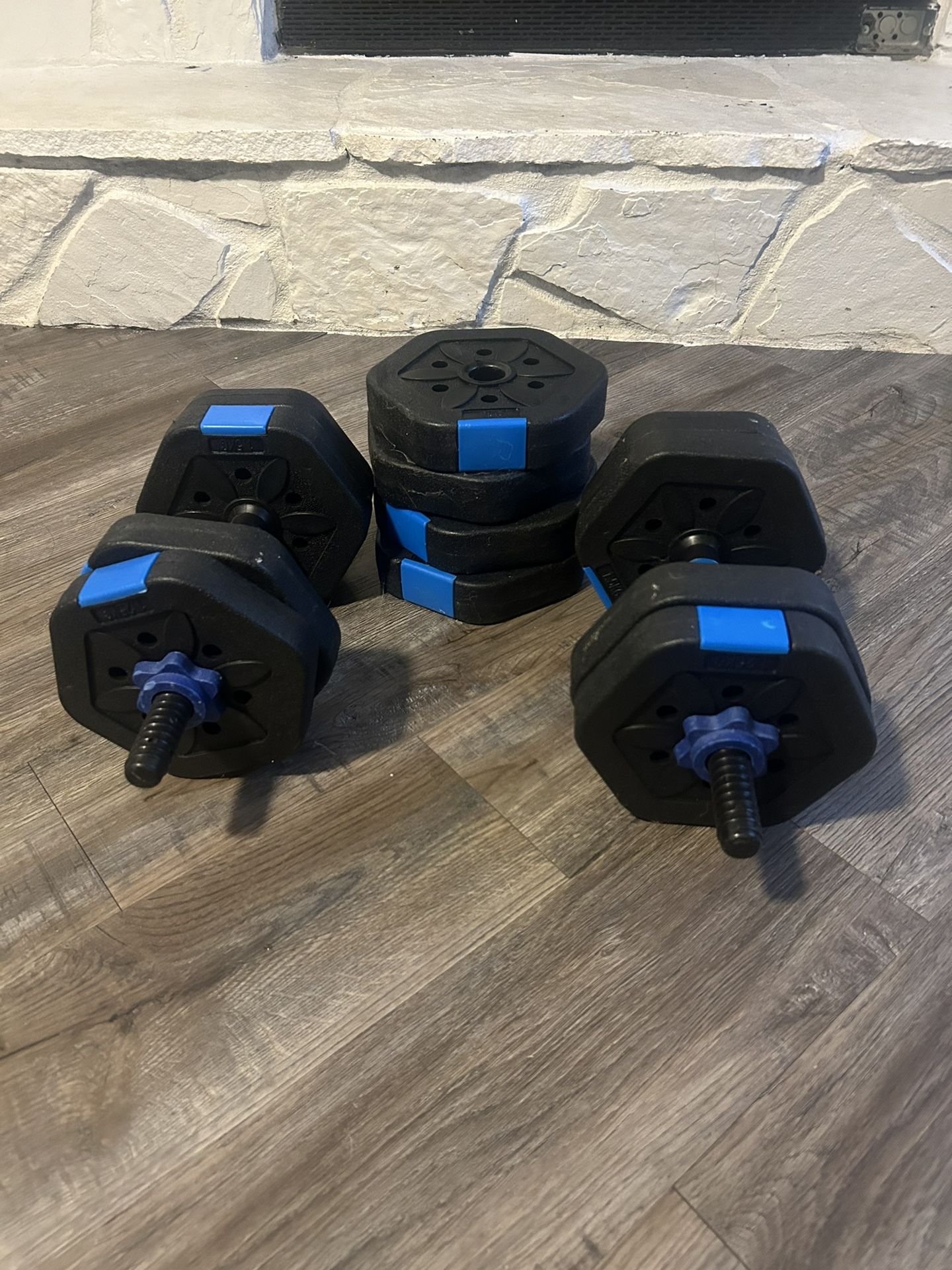 **For Sale: Gently Used Adjustable Dumbbell Set!**