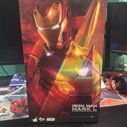 Hot Toys Iron Man Mk 50