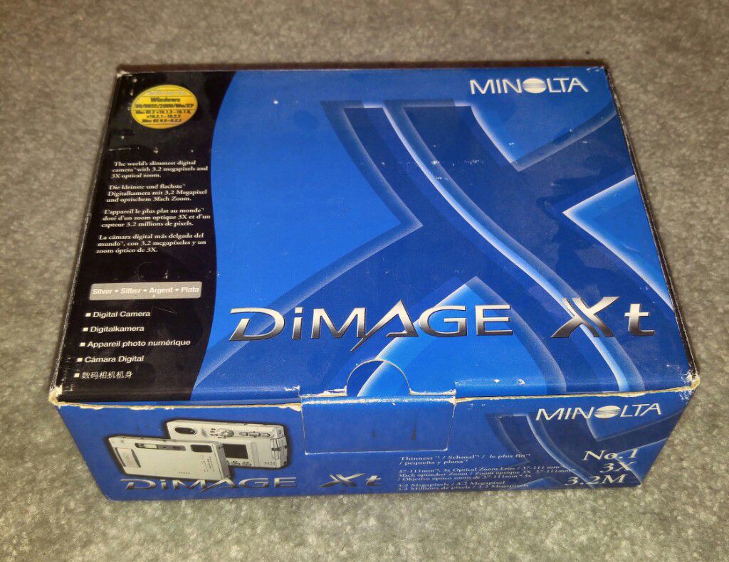 Minolta Dimage XT Digital Camera