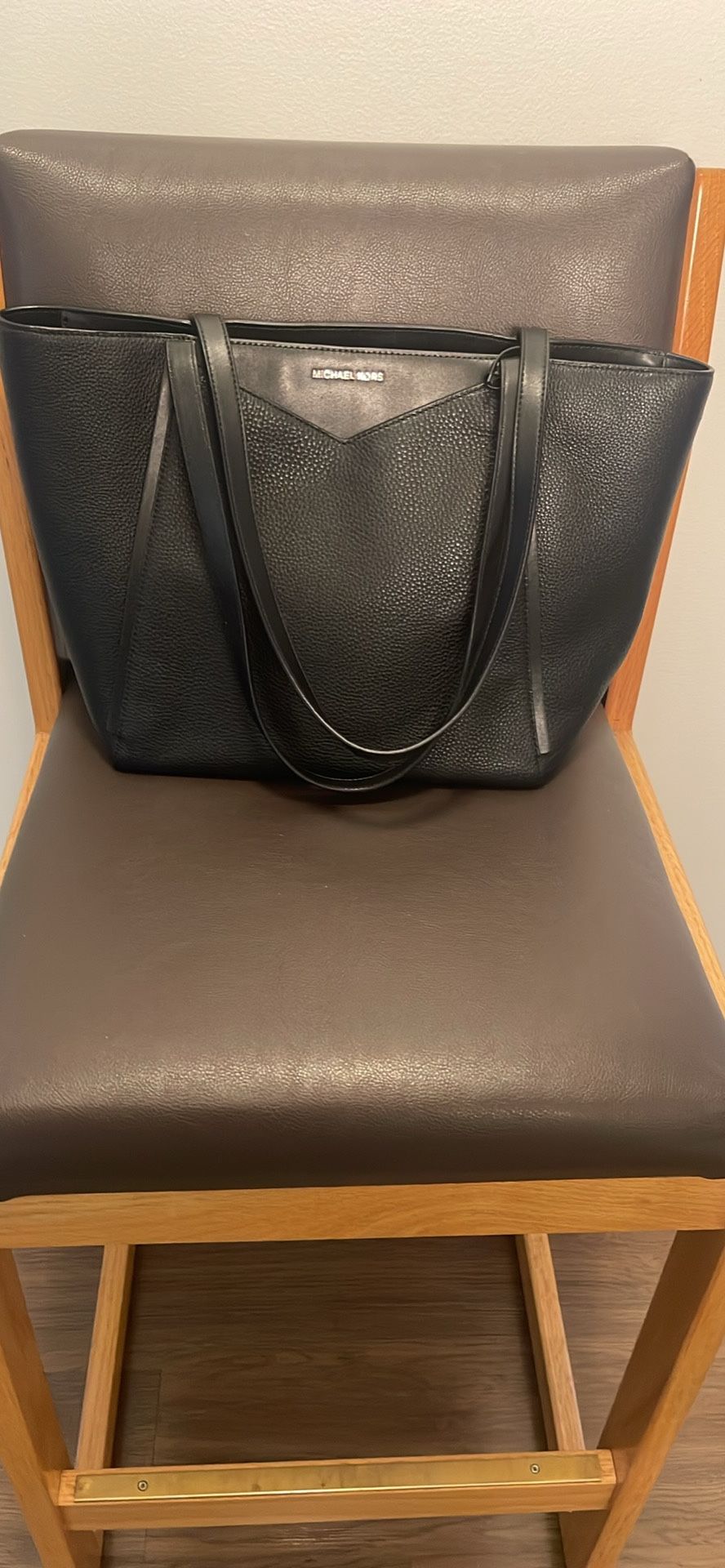 Michael Kors Whitney Large Tote Leather Color Black
