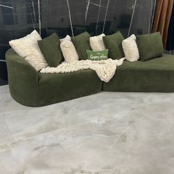 Sectional Sofa