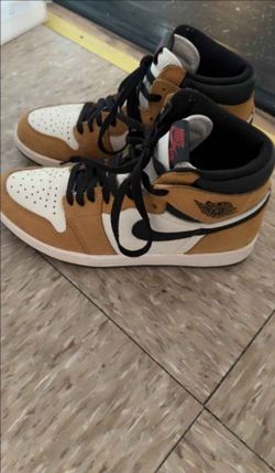 Jordan 1s rookie of the Year size 8.5