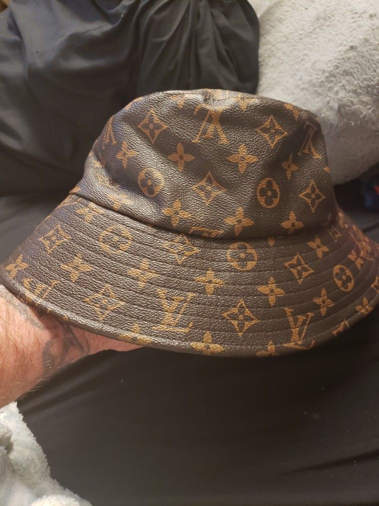 LV Denim Sequin Bucket Hat 100% Cotton NEW for Sale in Barrington, NJ -  OfferUp