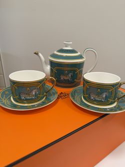 Hermes Tea Pot & Cup Set