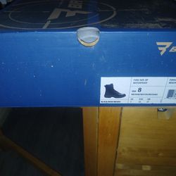 Bates Fuze Side Zip Men's 8 NWbox I Have 2 Pairs