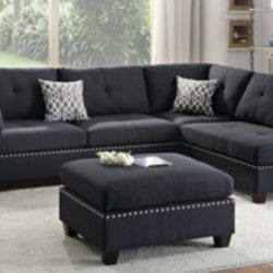 Gorgeous Black Colored 3 Piece Sectional Set