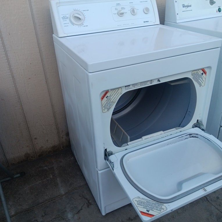 Secadora de gas marca Kenmore