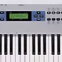 Alesis QS 8.2 Synthesizer 