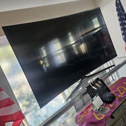Samsung Samrt Curveada.      65 Size Inch.    