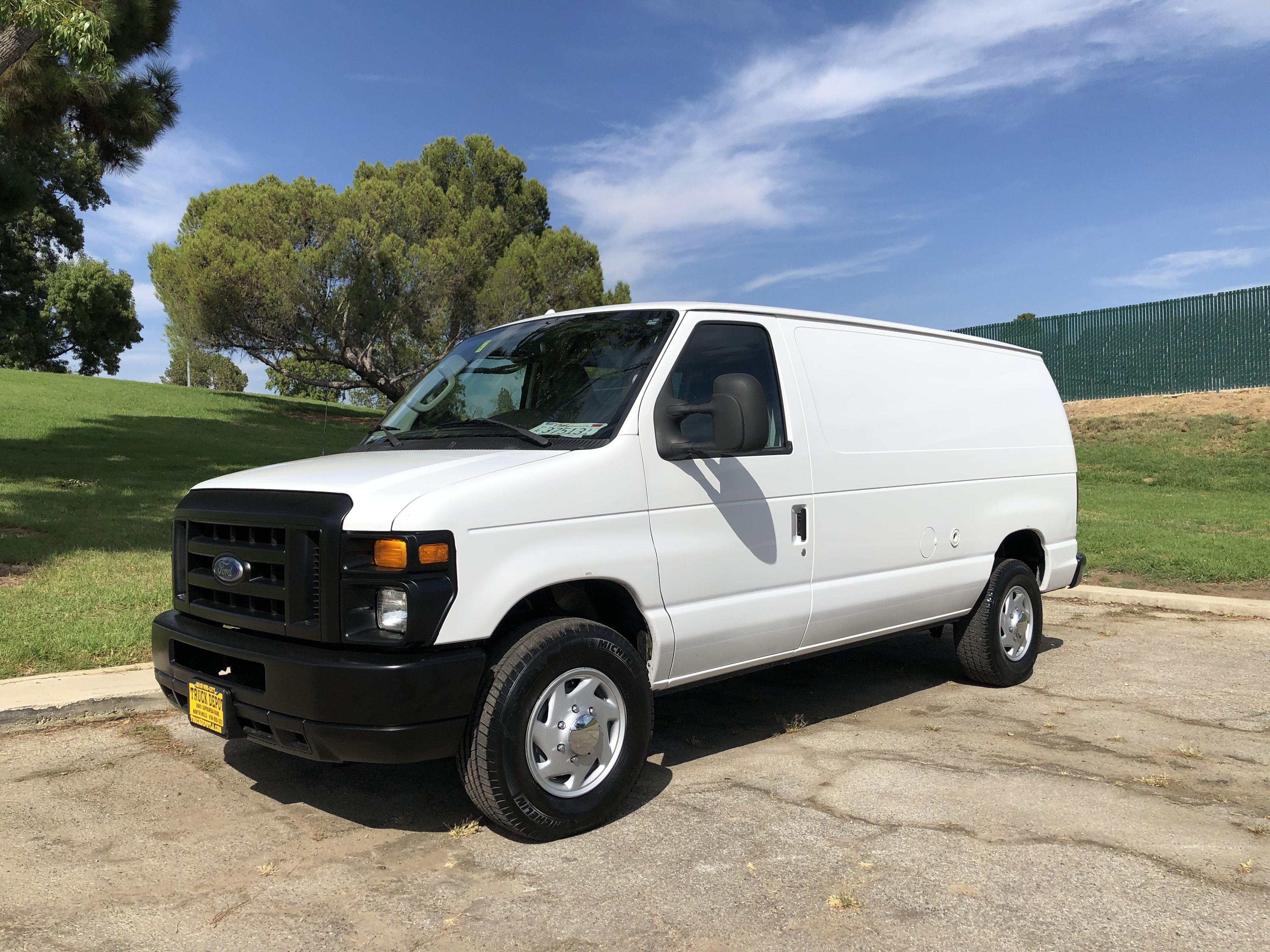 2011 Ford E-350