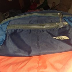 North face fanny pack