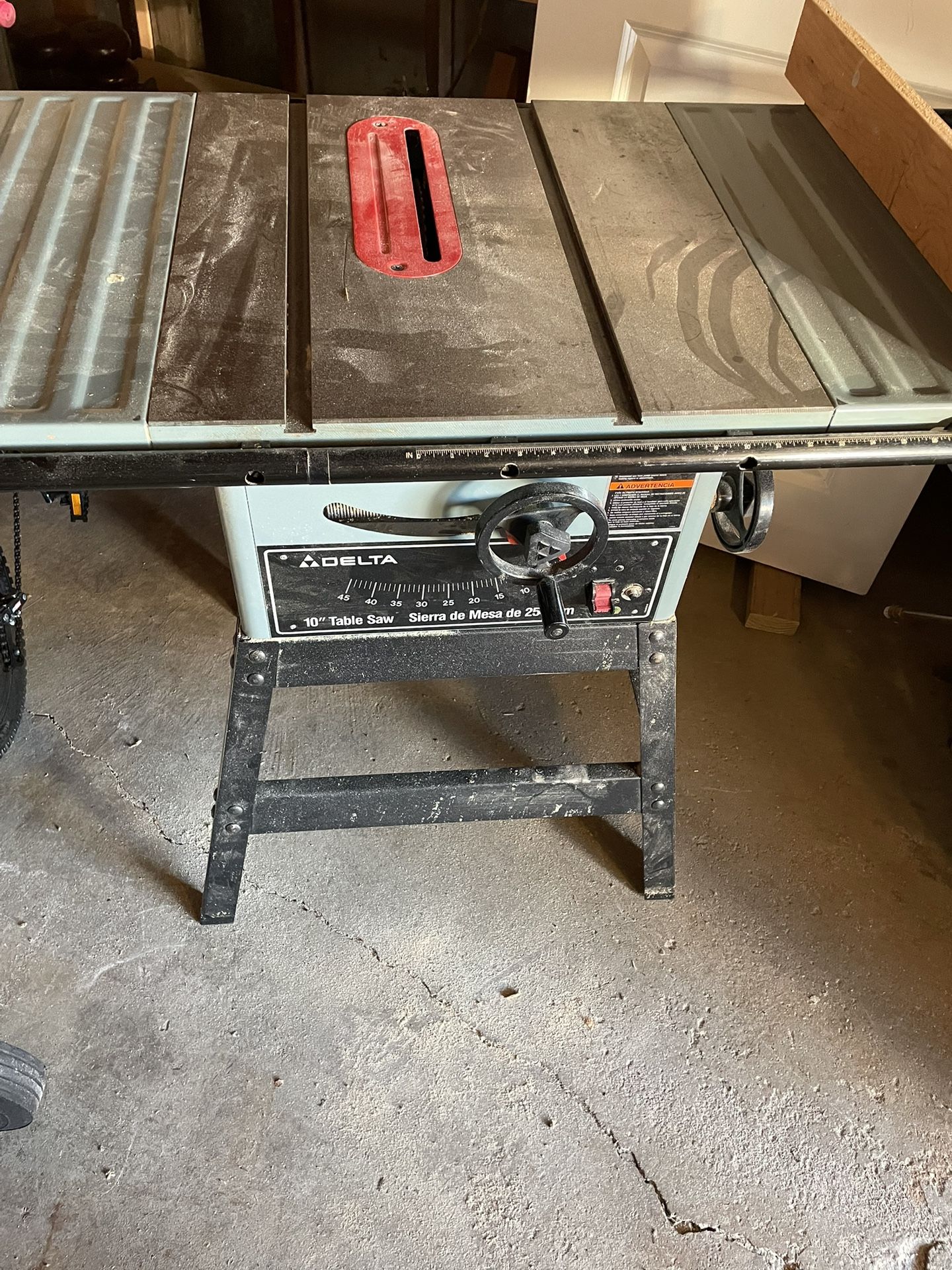 Delta Table Saw