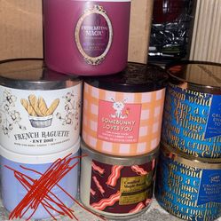 6 Bath And Body Works Candle (Limited Edition)