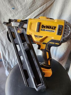 Framing nailer