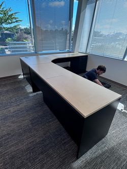 L-Shaped Executive Desk – 9’ x 8’ – Maple & Black, Curved Corner, File Drawers – Delivery Available